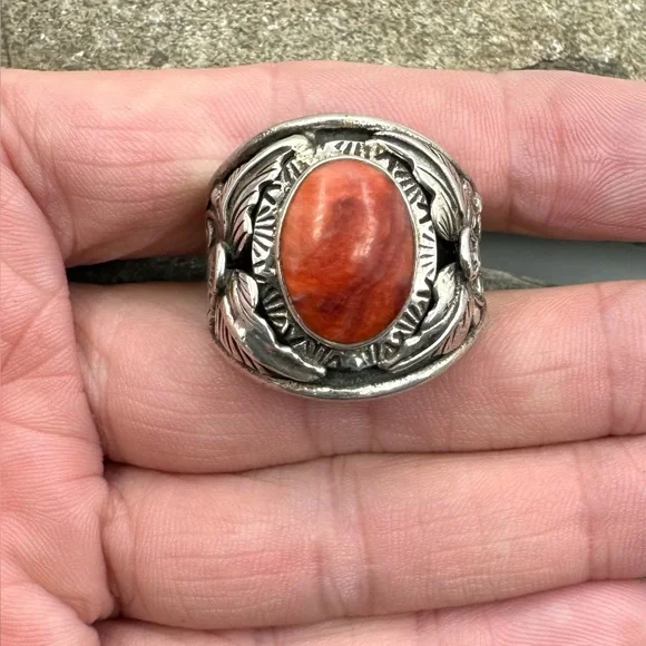 Signed M Navajo Native American Sterling Silver Red Spiny Oyster Mens Ring 12 - Picture 3 of 7